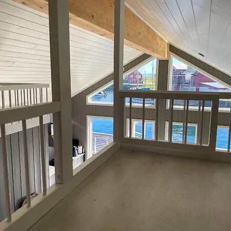 Reinvikbua - Seaside In Finnvika, Holiday home Stamsund